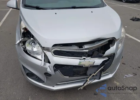 2015 Chevrolet Spark 1Lt Cvt z USA, uszkodzony, nr VIN KL8CD6S96FC727577